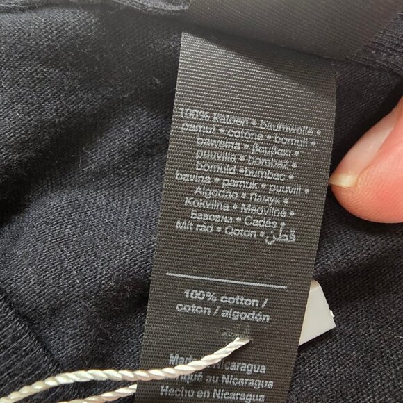 NWT Short Sleeve Black Cotton Pumpkin Patch V-neck Tee Medium - Picture 3 of 6